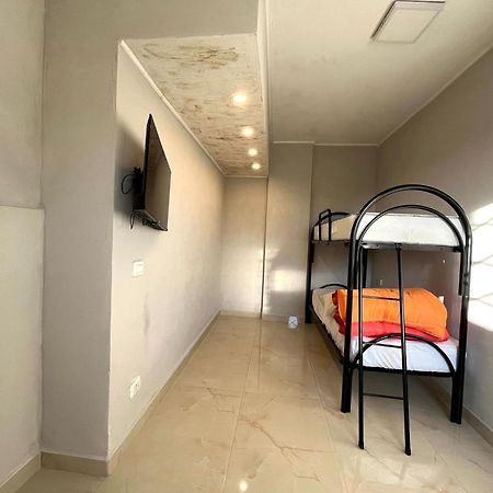 Holiday-Caroline Apartment Πομπηία Εξωτερικό φωτογραφία