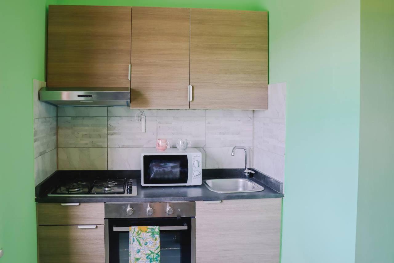 Holiday-Caroline Apartment Πομπηία Εξωτερικό φωτογραφία