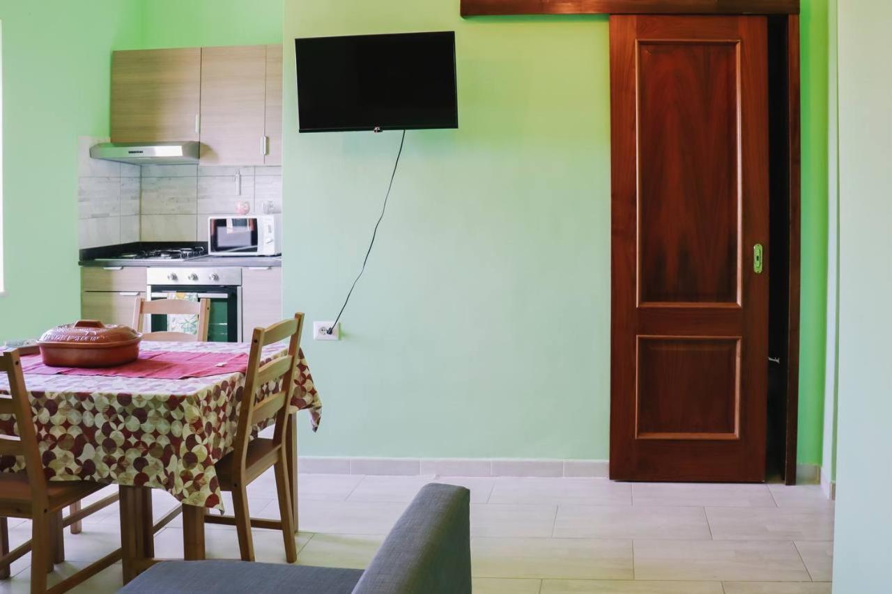Holiday-Caroline Apartment Πομπηία Εξωτερικό φωτογραφία